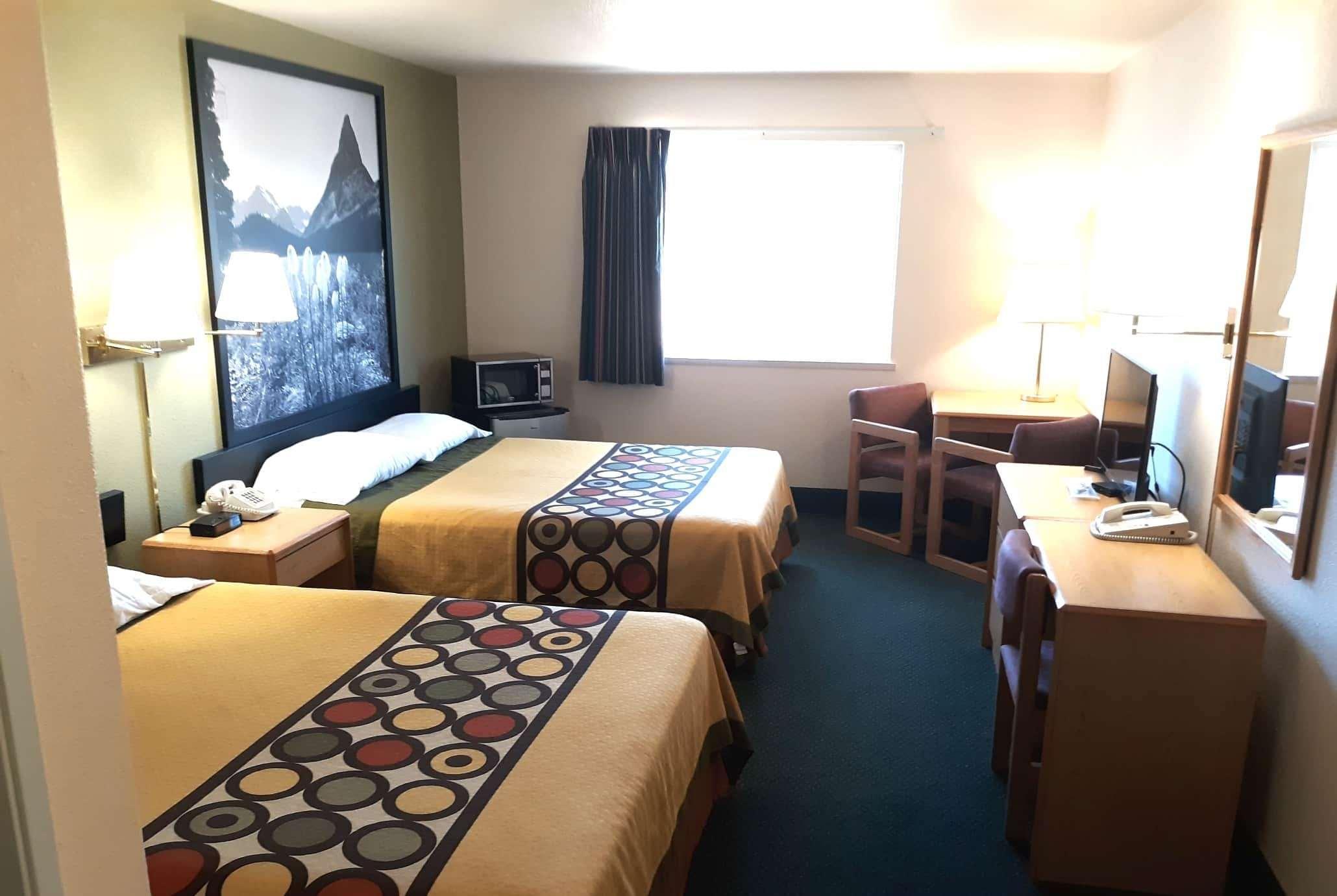 Super 8 By Wyndham Hamilton Hotel Kültér fotó